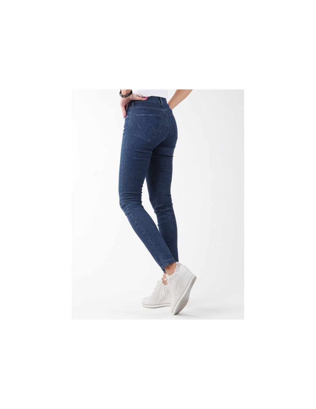 368487-thickbox_default-wrangler-γυναικείο-jean-παντελόνι-σε-slim-εφαρμογή-w27hky93c