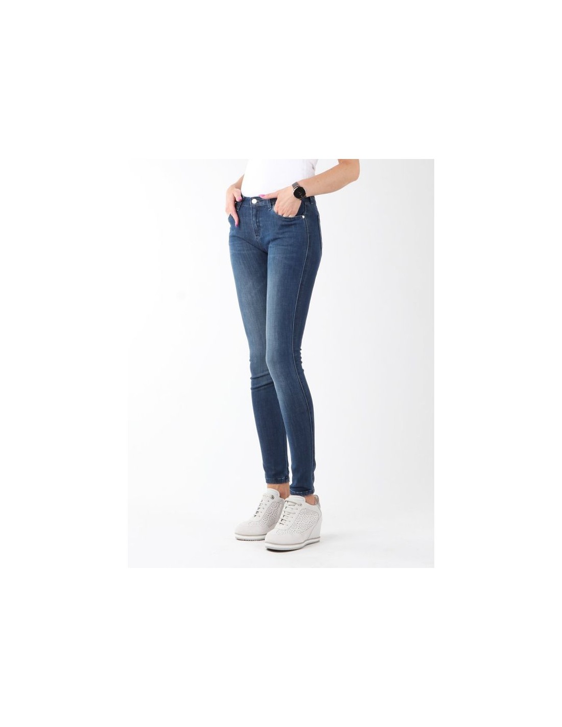 405915-thickbox_default-wrangler-natural-river-γυναικείο-jean-παντελόνι-σε-slim-εφαρμογή-w29jpv95c