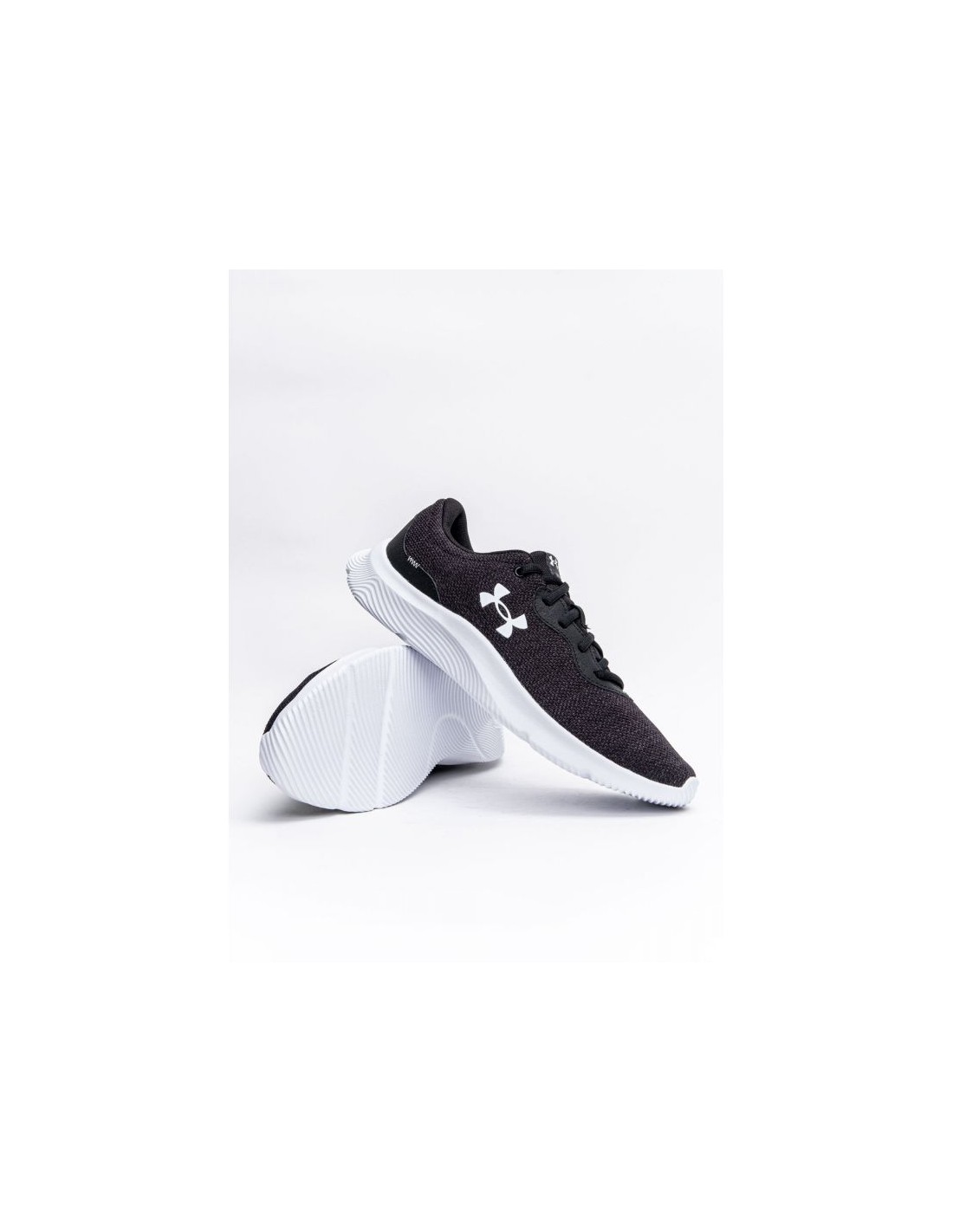 421453-thickbox_default-under-armour-mojo-2-3024134-001-ανδρικά-αθλητικά-παπούτσια-running-black-white