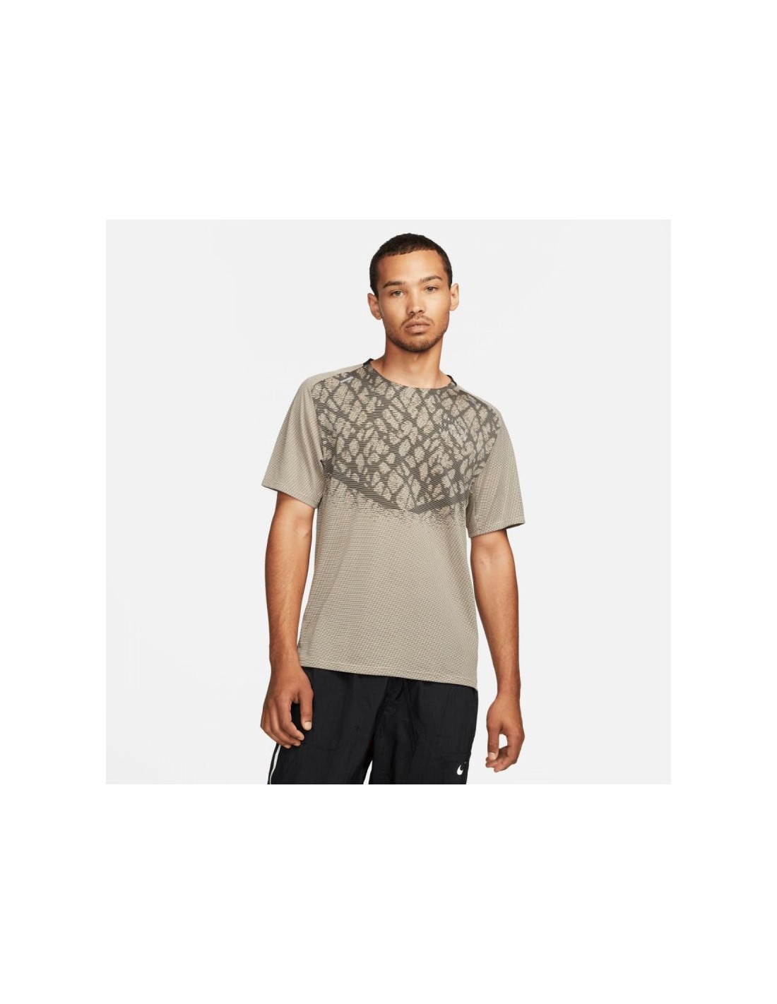 493089-thickbox_default-nike-run-division-techknit-m-αθλητικό-ανδρικό-t-shirt-dri-fit-μπεζ-με-στάμπα-dq4778-010