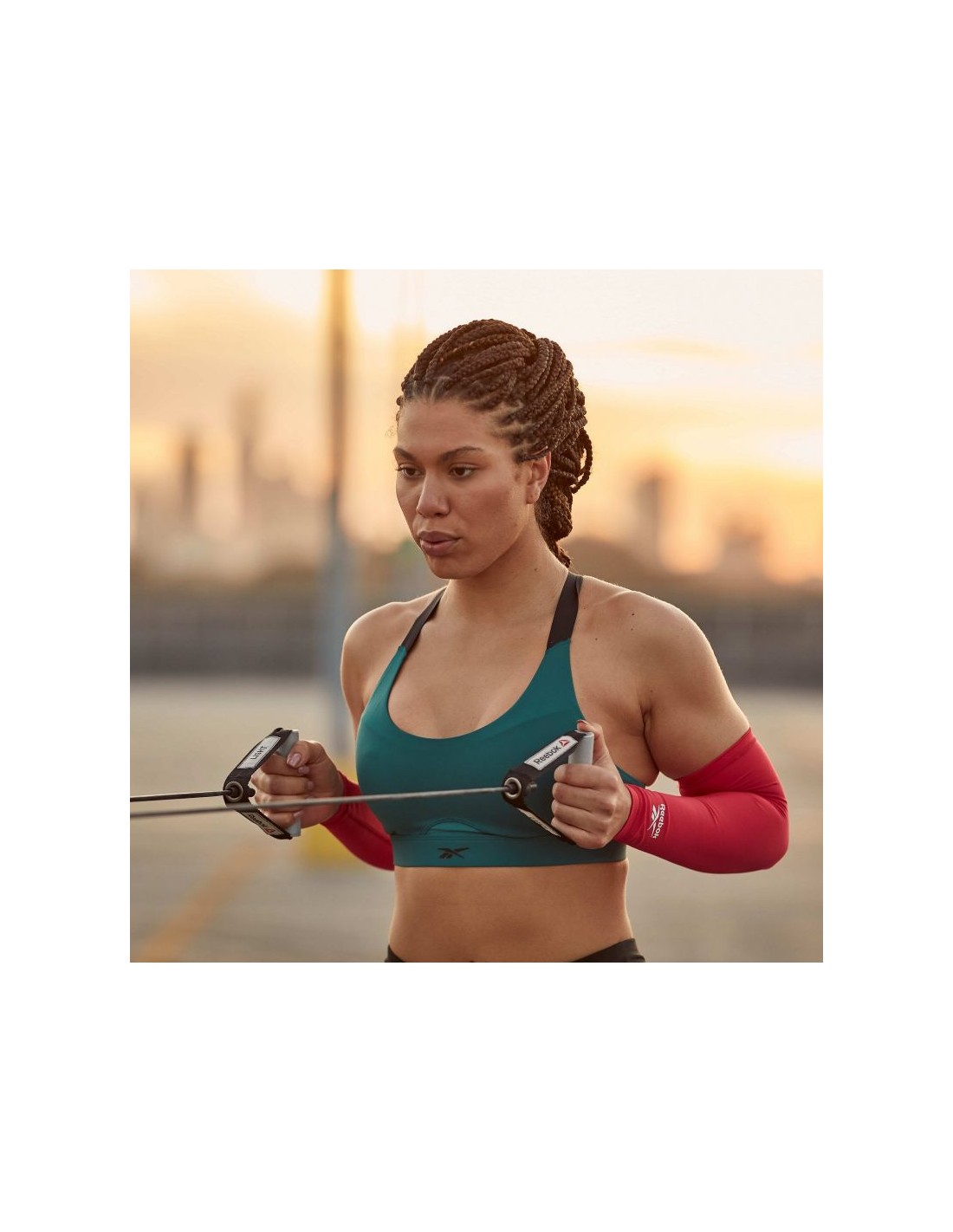 497825-thickbox_default-reebok-μανίκι-συμπίεσης-βραχίονα-σε-κόκκινο-χρώμα-rasl-11015rd