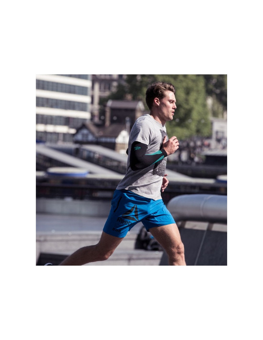 497900-thickbox_default-reebok-μανίκι-συμπίεσης-βραχίονα-σε-μαύρο-χρώμα-15034