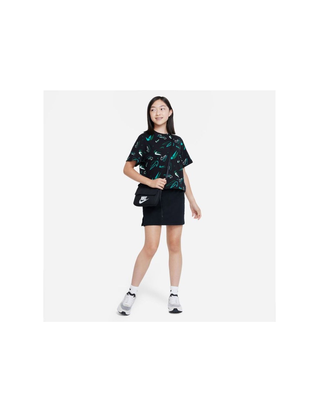 502039-thickbox_default-nike-παιδικό-t-shirt-μαύρο-dv0568-010