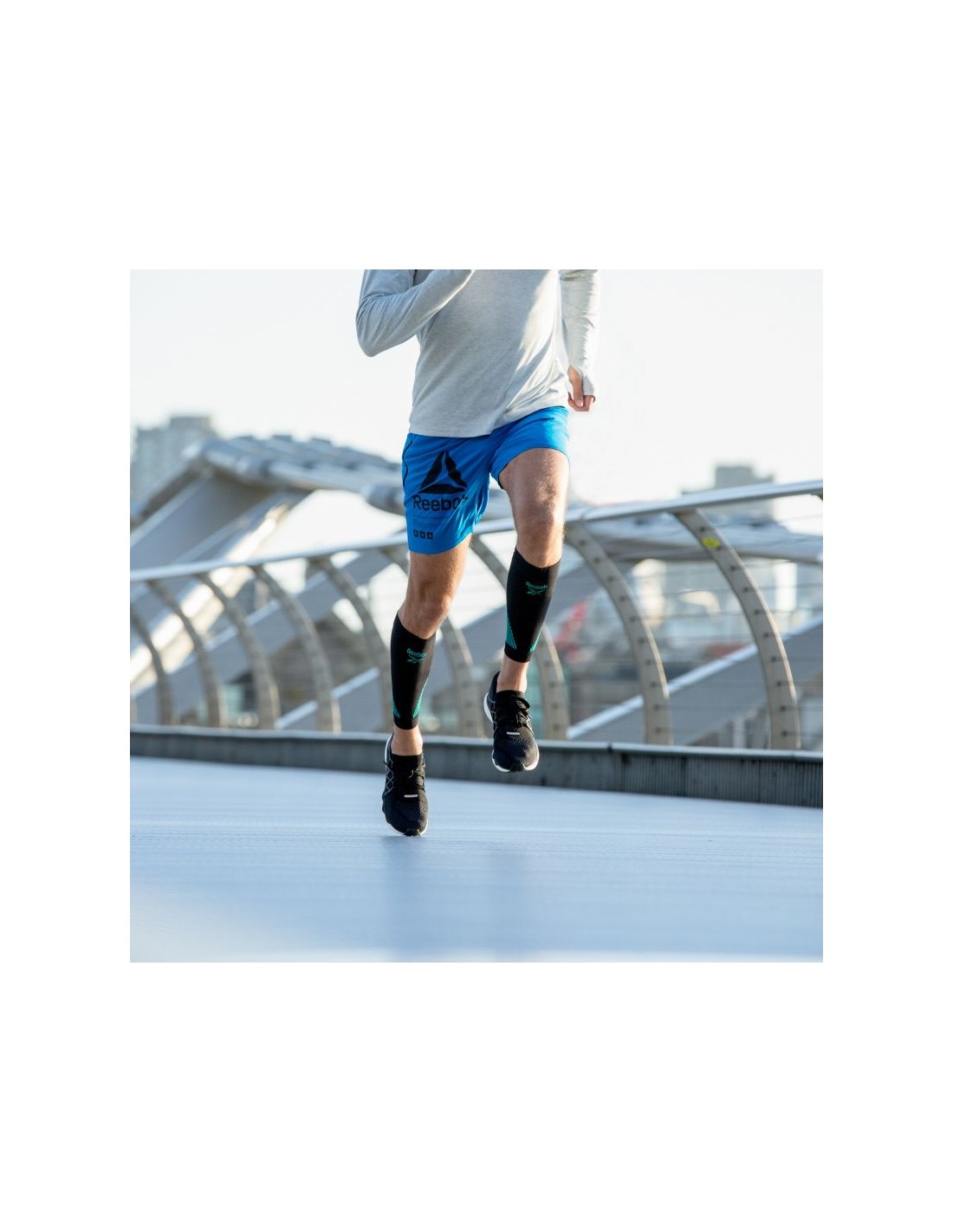 503975-thickbox_default-reebok-ελαστική-περικνημίδα-σε-μαύρο-χρώμα-rrsl-15334