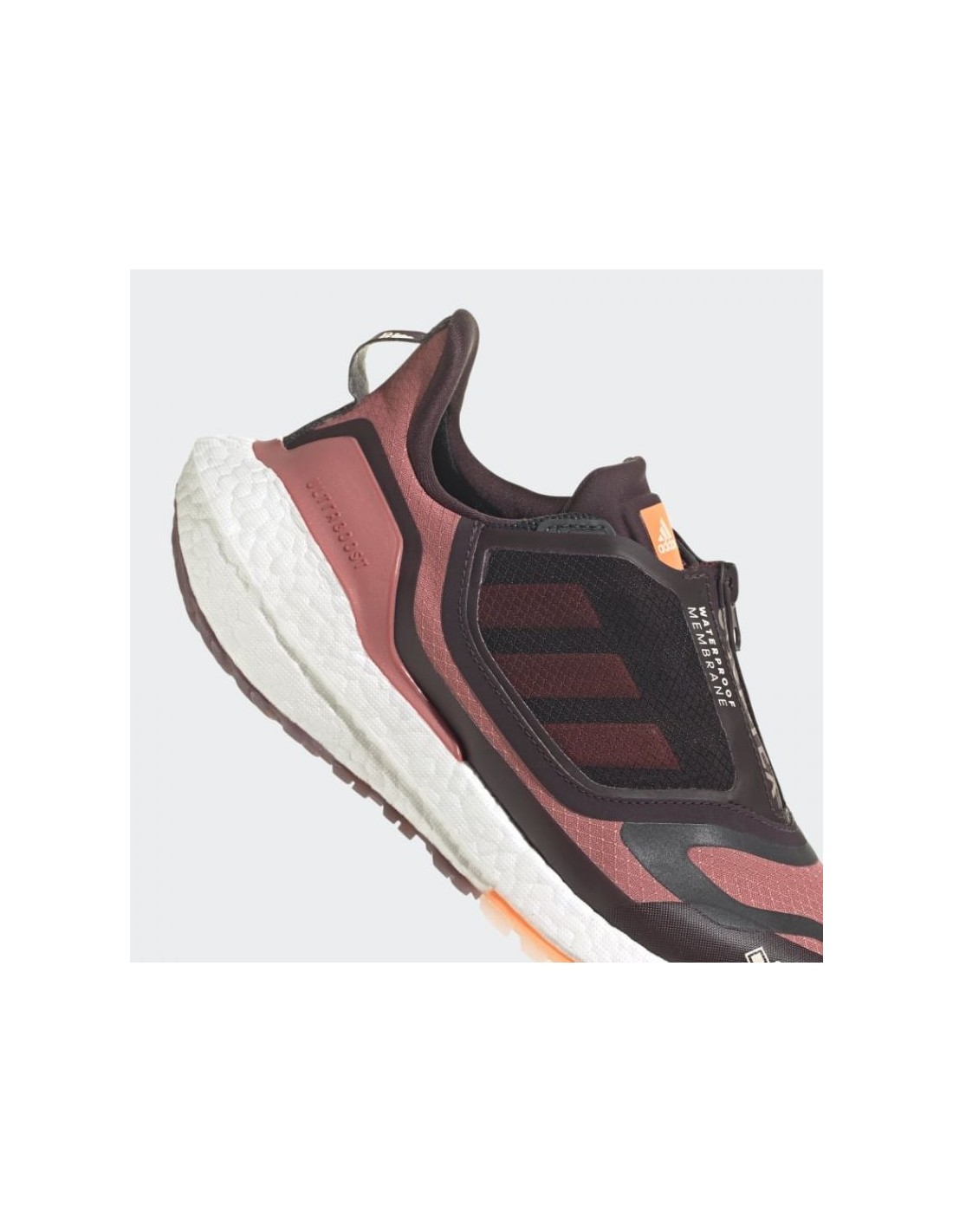506852-thickbox_default-adidas-ultraboost-22-gore-tex-shoes-w-gx9131