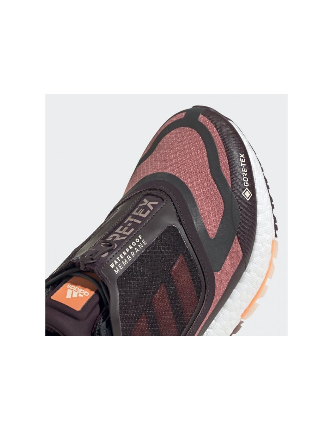 506853-thickbox_default-adidas-ultraboost-22-gore-tex-shoes-w-gx9131
