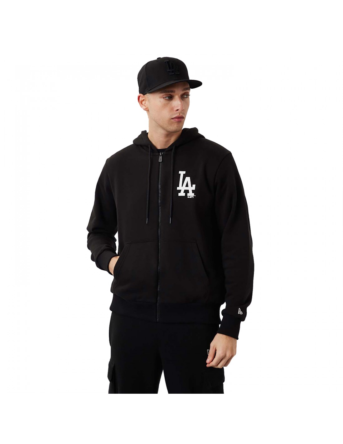 544528-thickbox_default-new-era-los-angeles-dodgers-league-essential-ανδρική-φούτερ-ζακέτα-με-κουκούλα-και-τσέπες-μαύρη-60284775