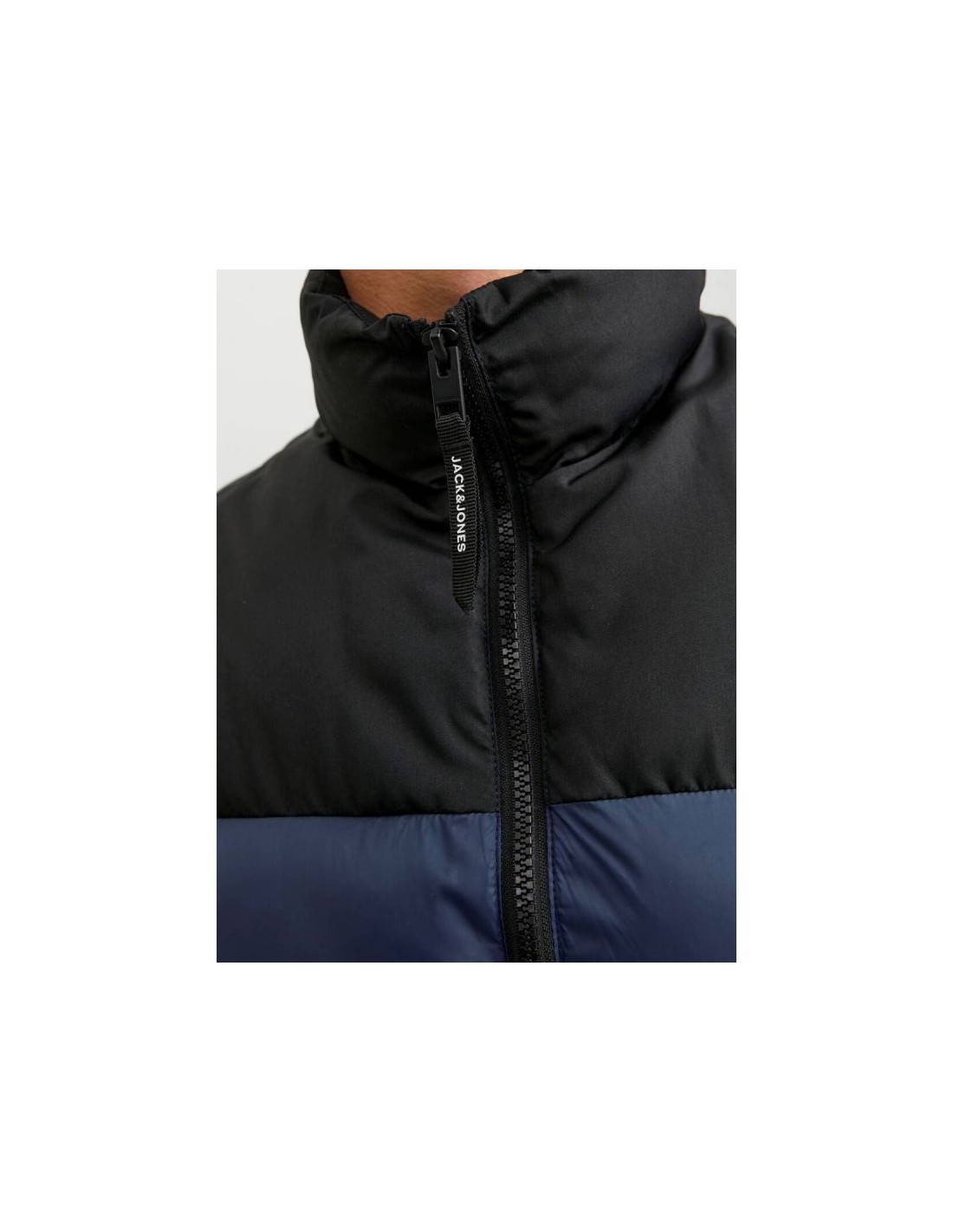596836-thickbox_default-jack-jones-jjetoby-bodywarmer-collar-vest-m-12235861
