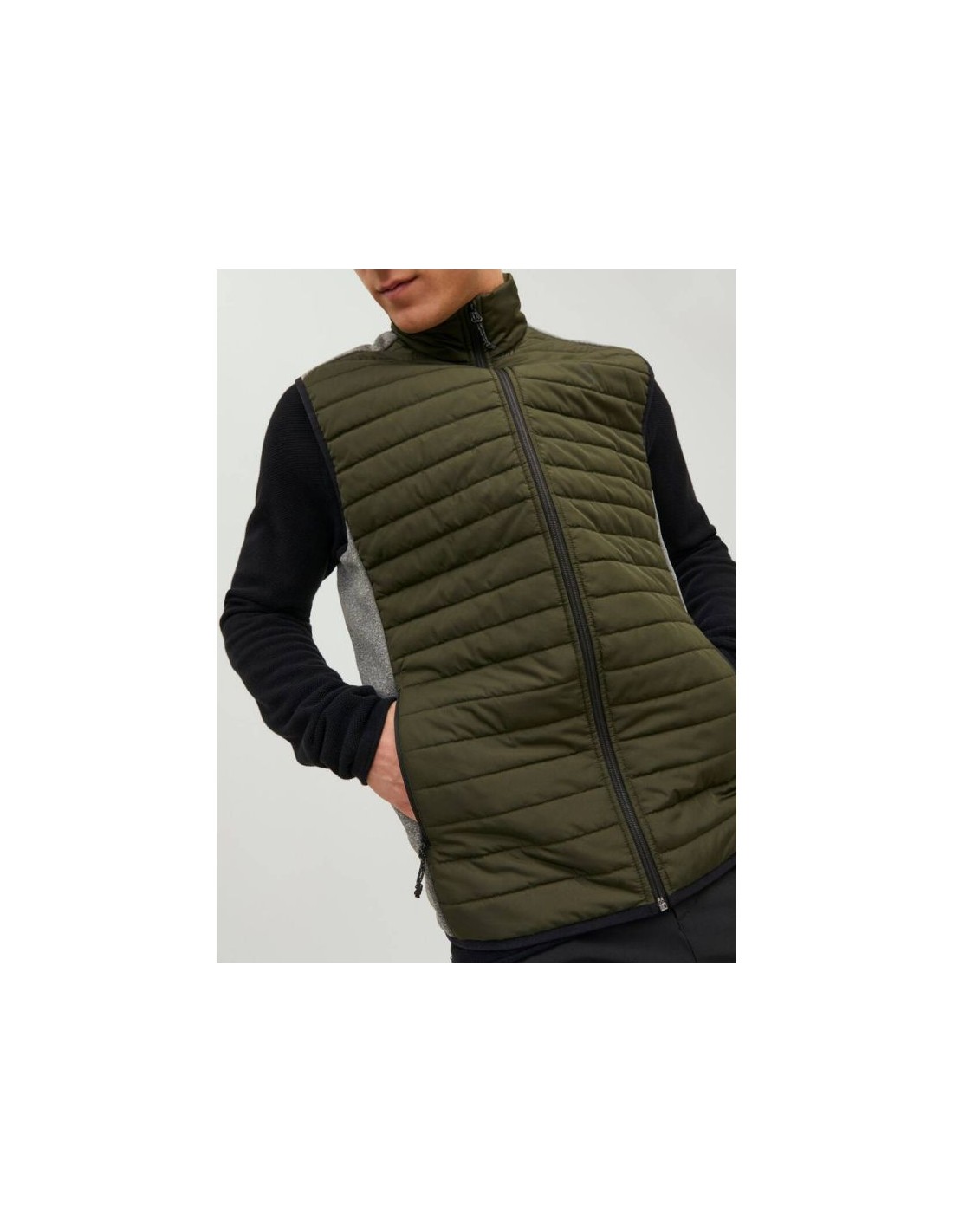 601842-thickbox_default-jack-jones-bodywarmer-αμάνικο-ανδρικό-μπουφάν-χακί-12200684
