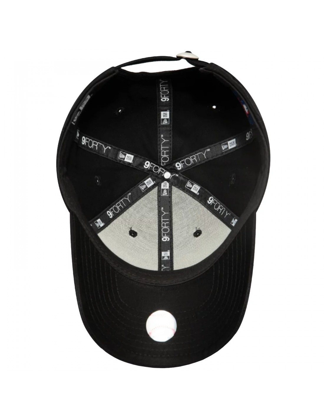 663384-thickbox_default-new-era-league-essential-new-york-yankees-kids-cap-12053099