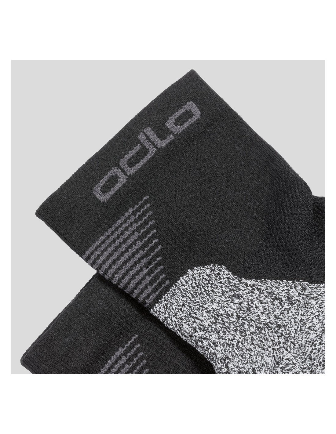 663391-thickbox_default-odlo-socks-quarter-ceramicool-run-763750-15000-mayro
