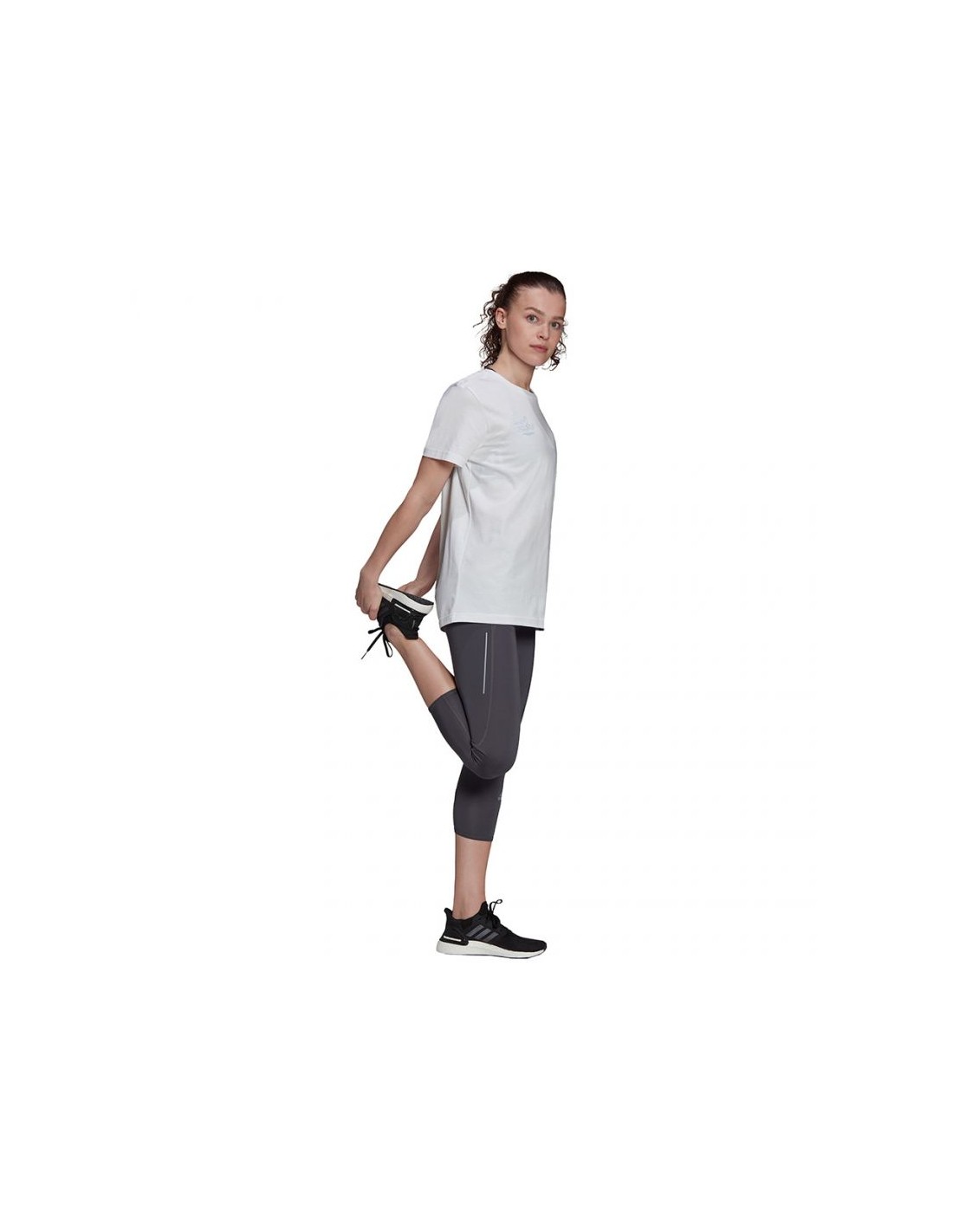 672025-thickbox_default-adidas-signature-tee-w-gv1345