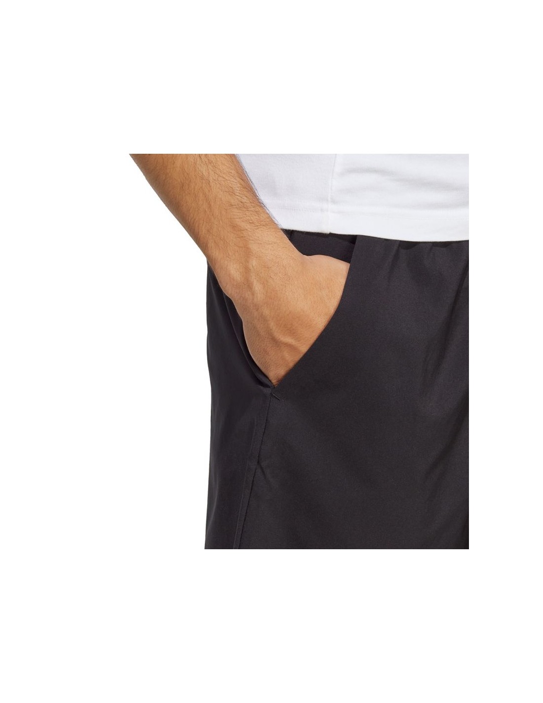 682038-thickbox_default-adidas-aeroready-essentials-chelsea-linear-logo-m-ic9441-shorts