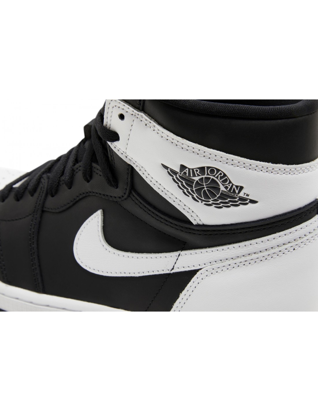 683230-thickbox_default-jordan-1-retro-high-og-black-white-mens-dz5485-010