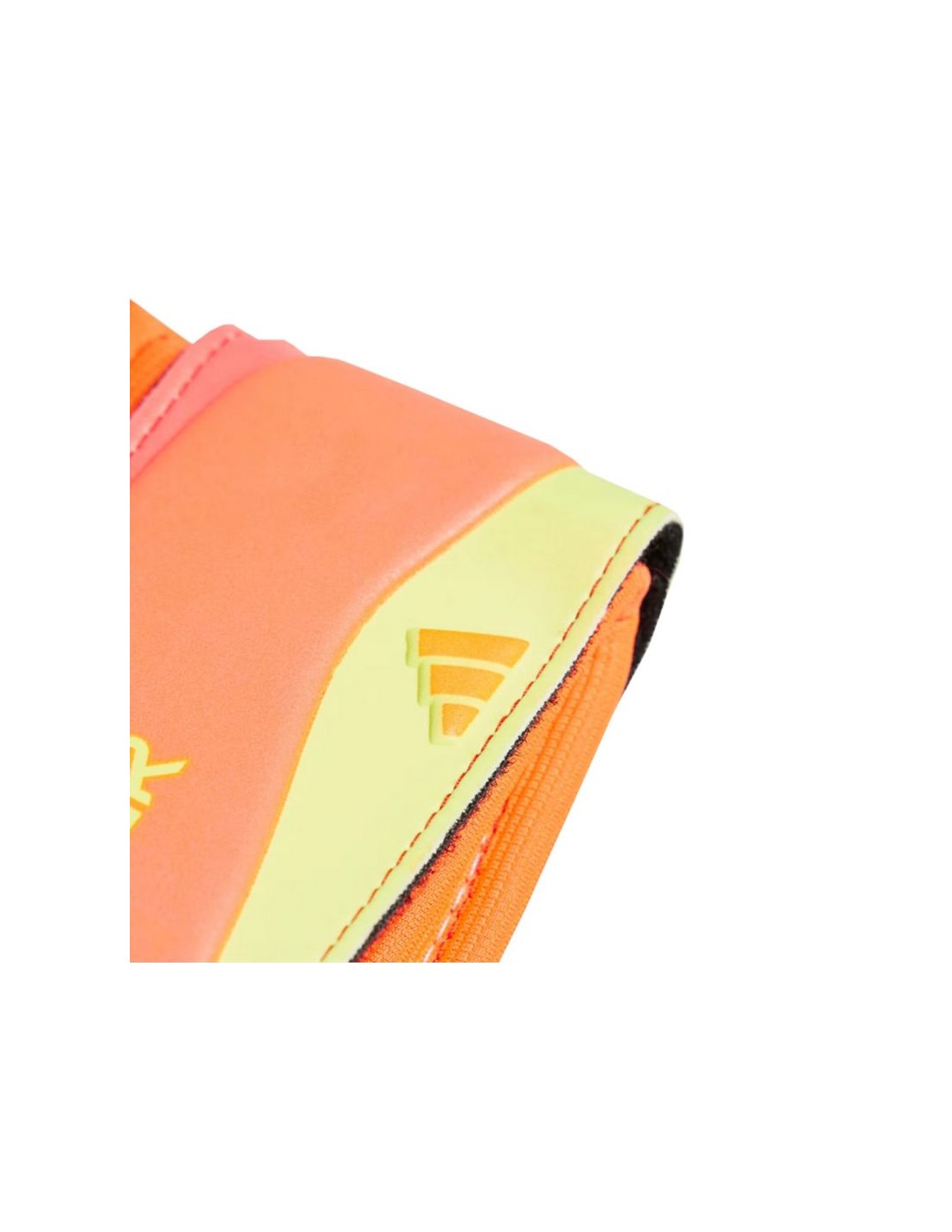 684653-thickbox_default-adidas-predator-mtc-m-in1599-goalkeeper-gloves