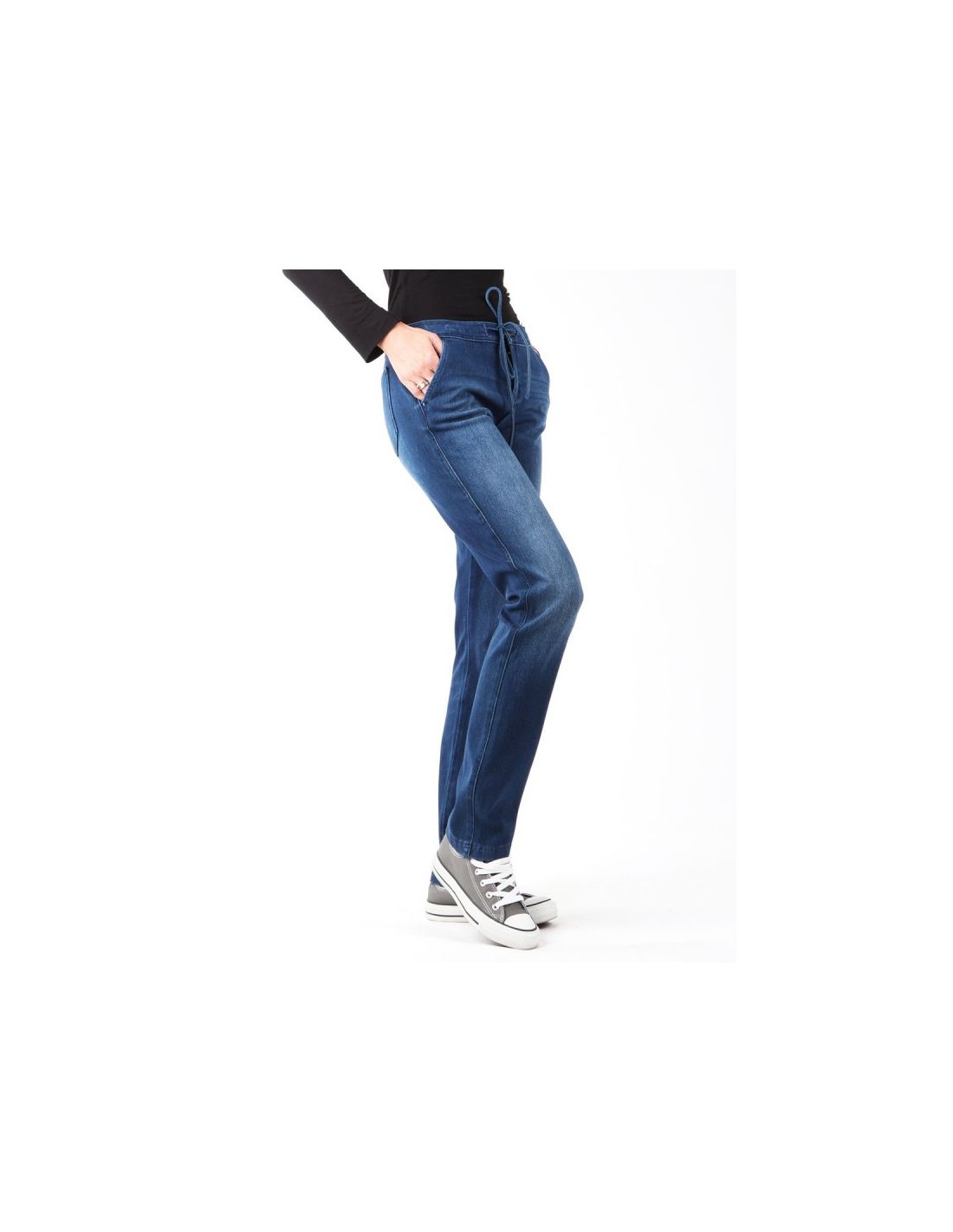 685588-thickbox_default-wrangler-slouchy-cozy-blue-jeans-w-w27cgm82g