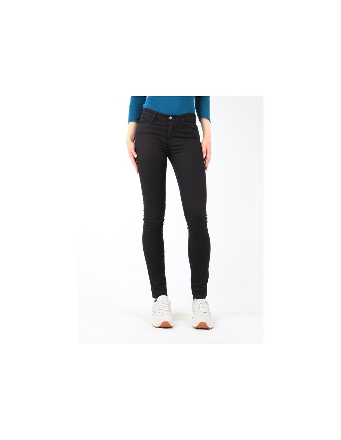 685602-thickbox_default-wrangler-jaclyn-ink-lux-w-w26dbi33l-jeans