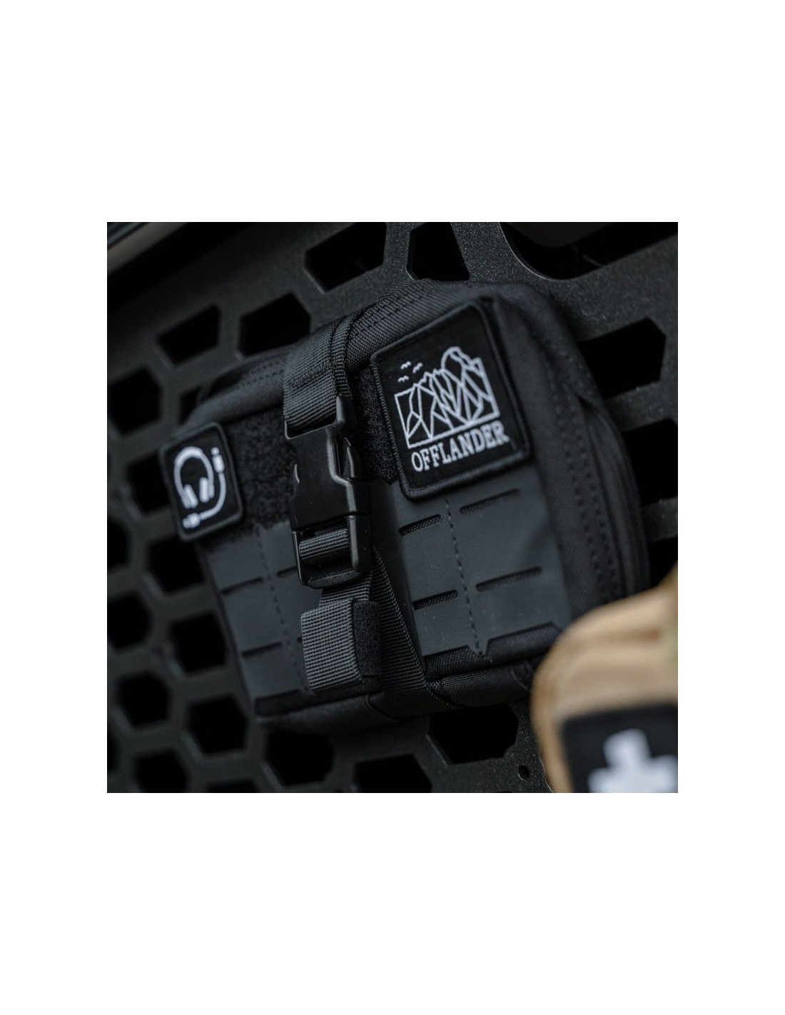687698-thickbox_default-offlander-molle-tactical-pouch-off-cacc-23bk
