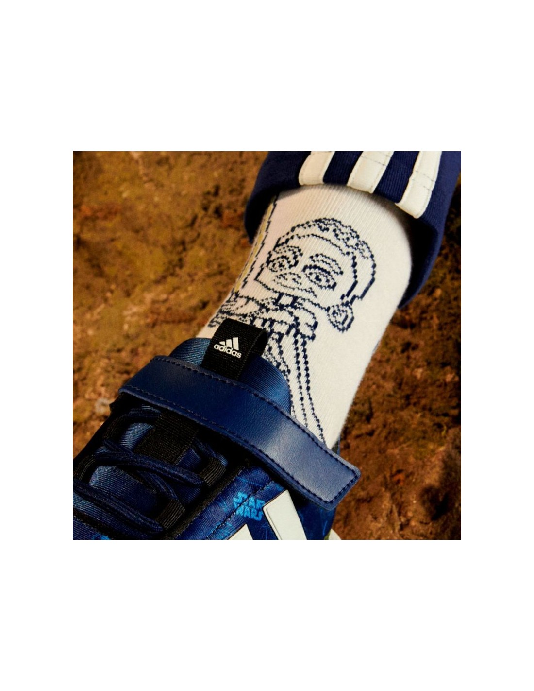 690521-thickbox_default-adidas-star-wars-young-jedi-3p-jr-socks-iu4870