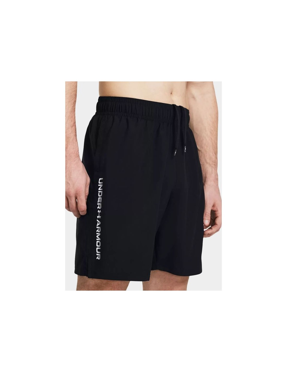 693783-thickbox_default-under-armour-m-shorts-1383356-001