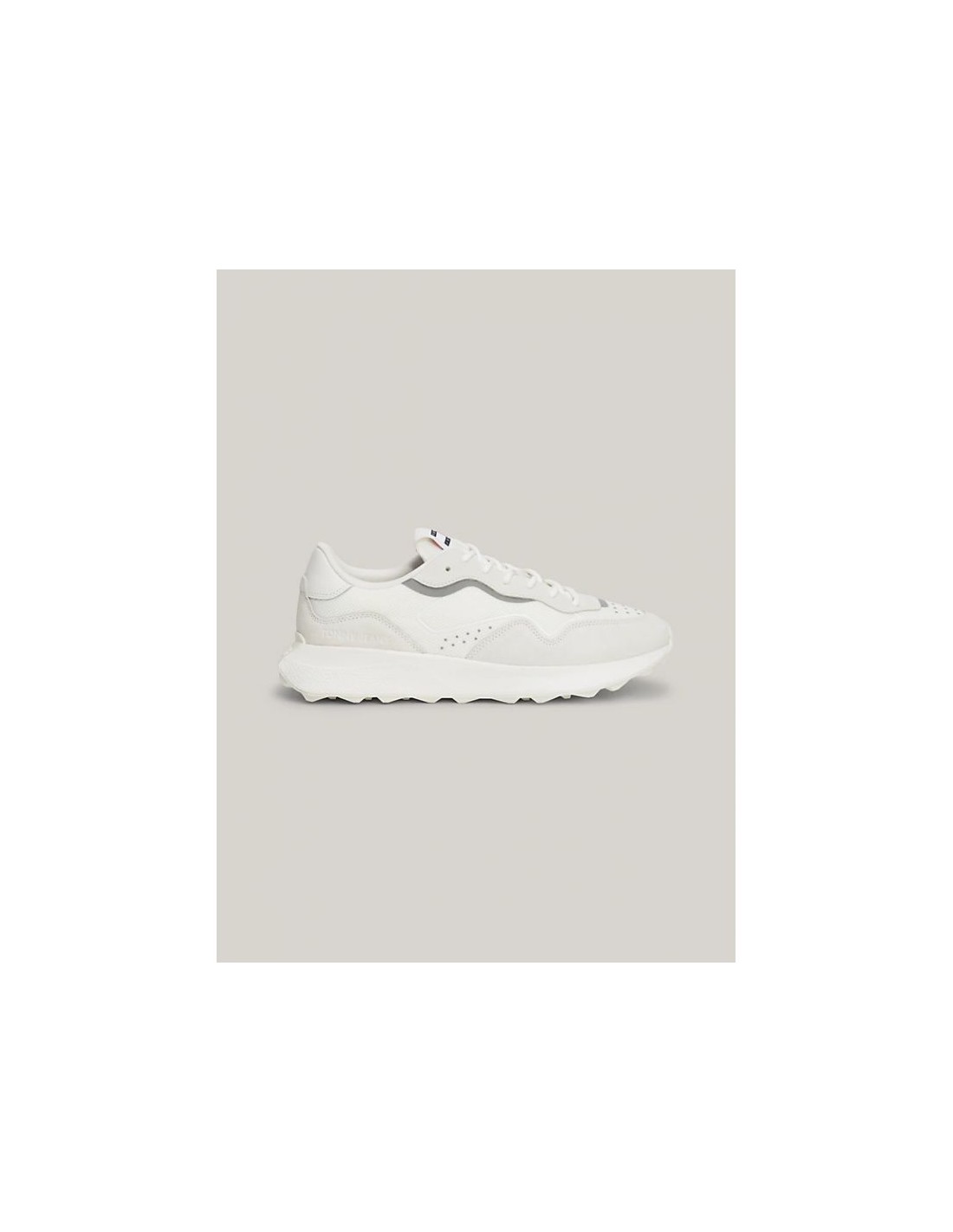 697035-thickbox_default-d81aae1b-b520-ef11-9727-00155d01f100