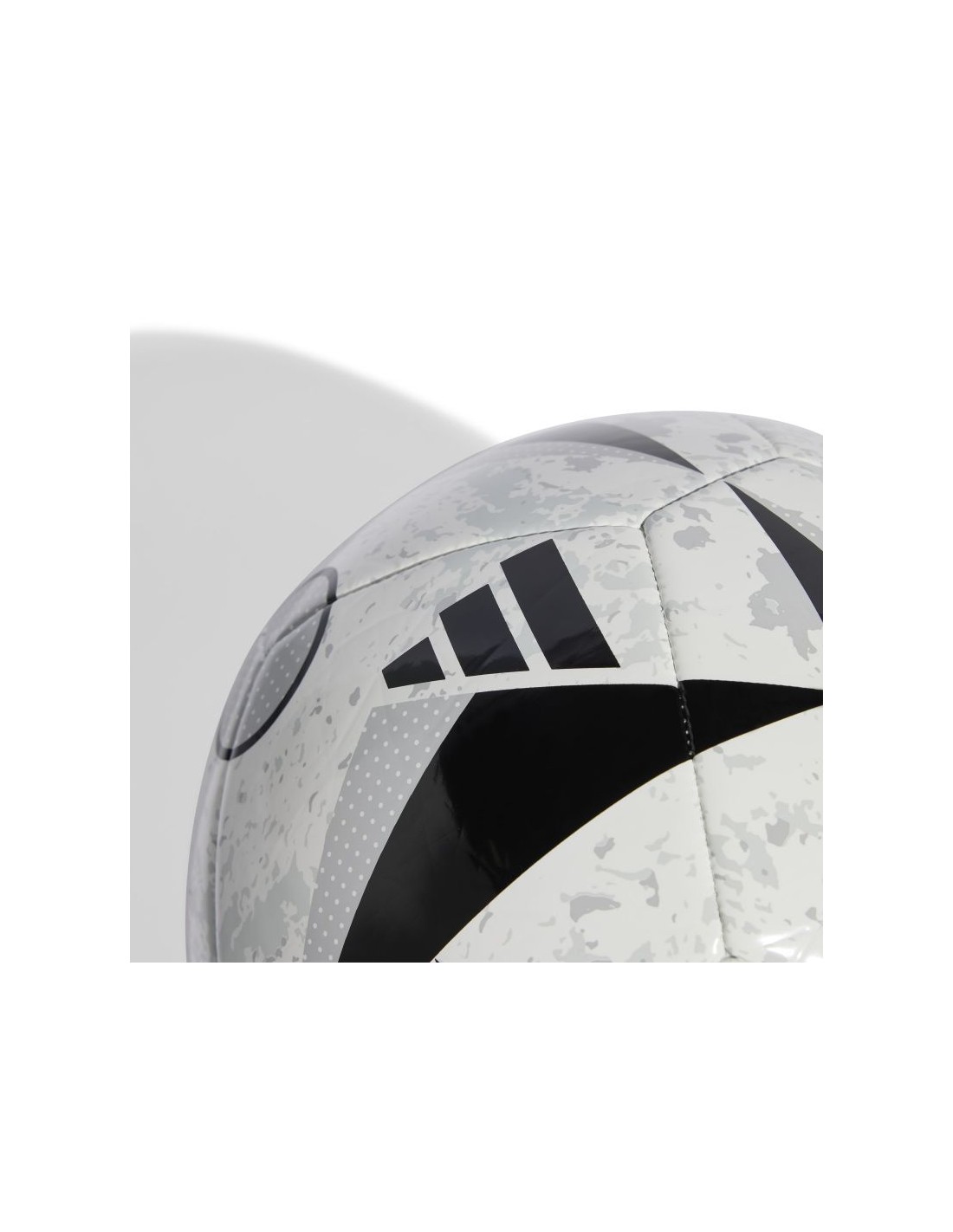 704909-thickbox_default-adidas-juventus-turin-home-club-ix4025-ball