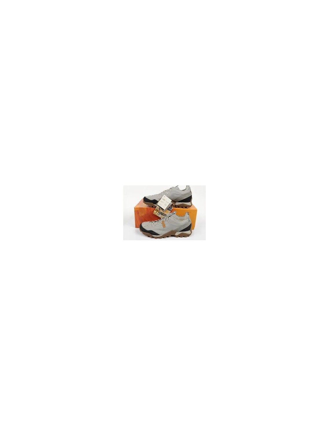 707573-thickbox_default-aku-nativa-canvas-w-647059-trekking-shoes