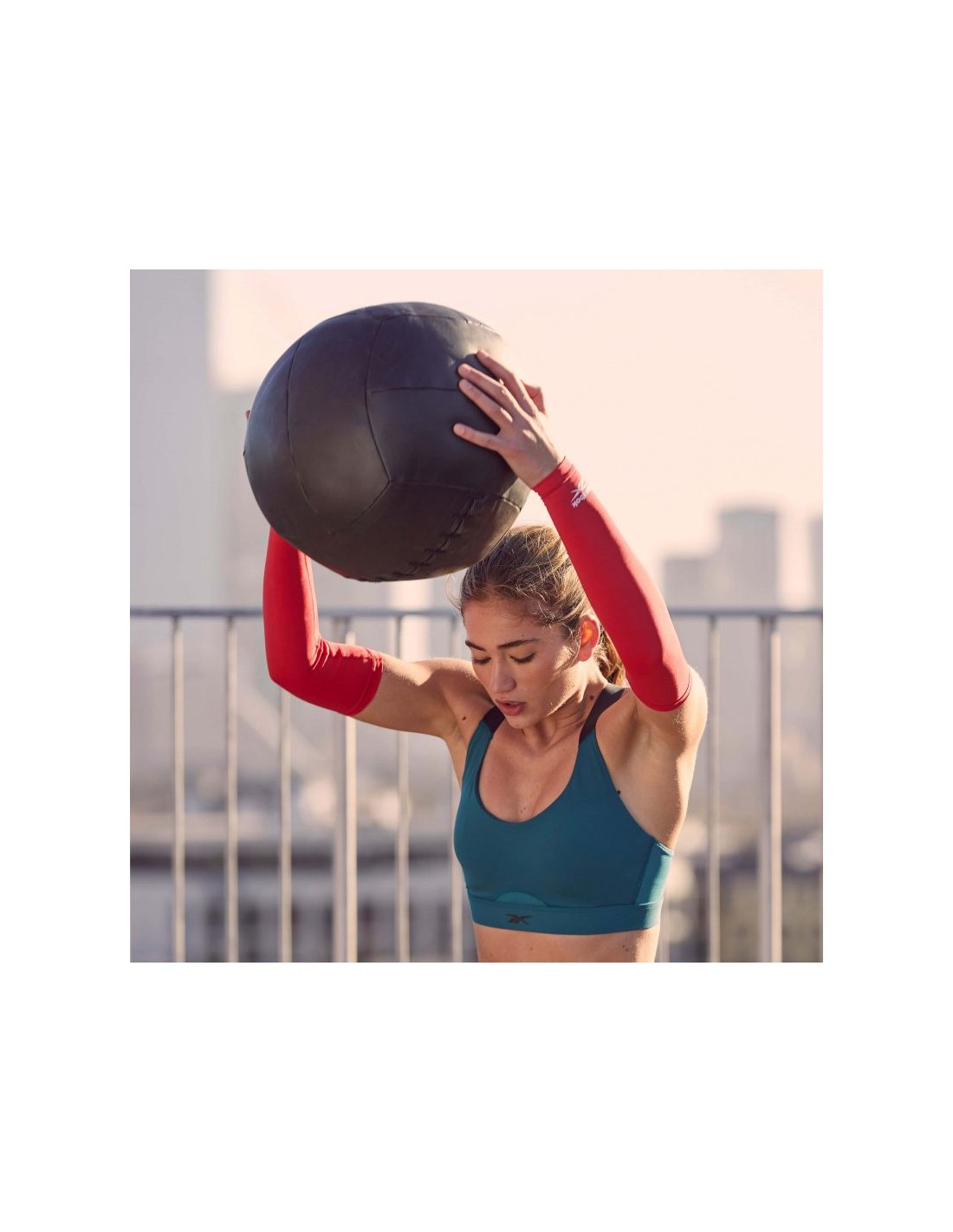712695-thickbox_default-reebok-xl-rasl-11016rd-compression-sleeves