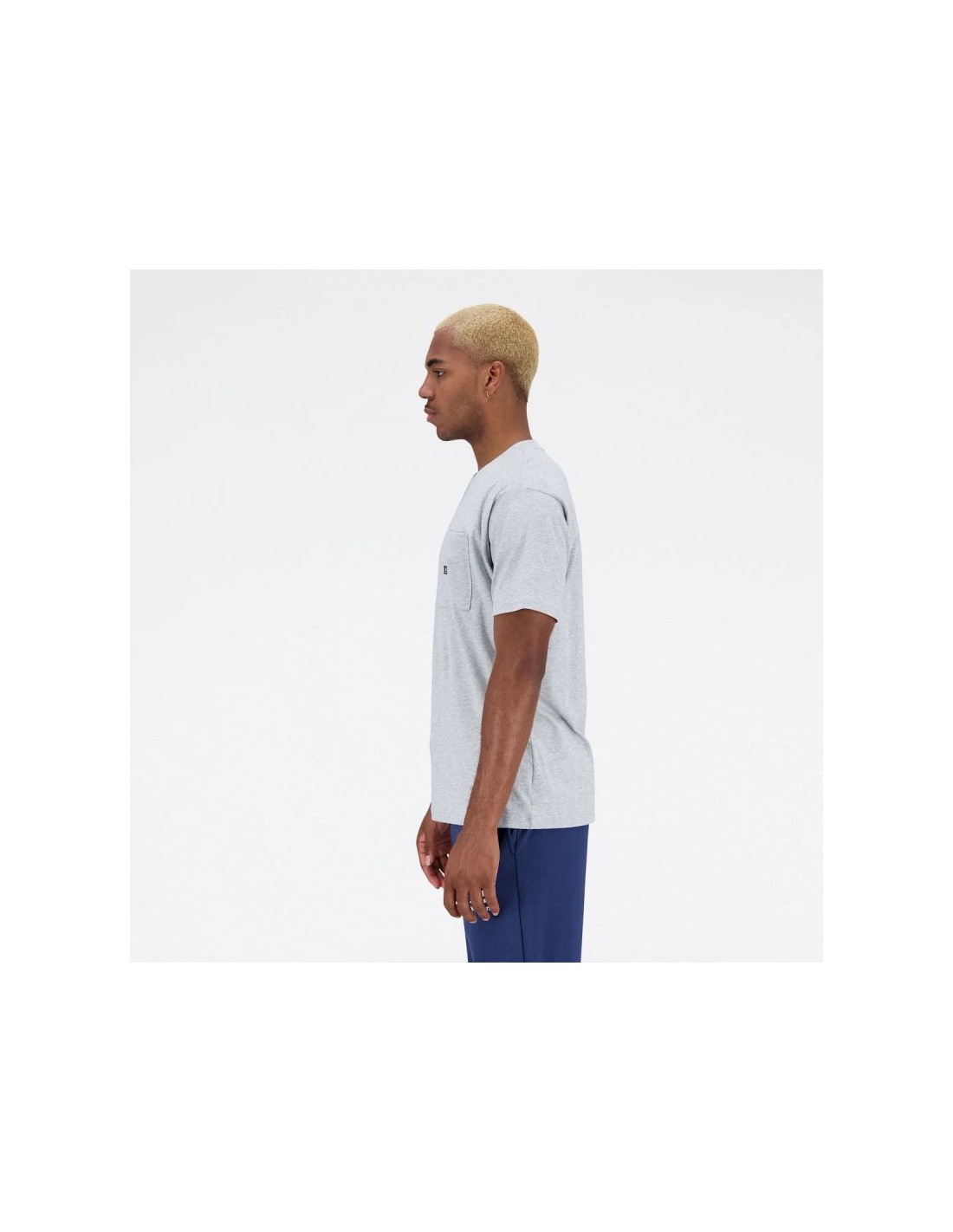 715859-thickbox_default-new-balance-essentials-reimagined-cott-m-mt31542ag-t-shirt