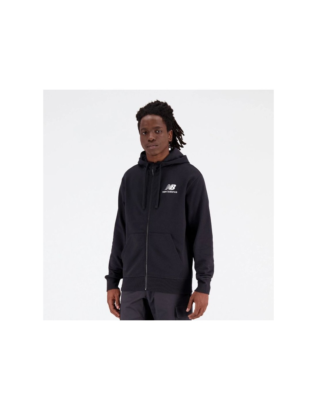 722725-thickbox_default-new-balance-essentials-stacked-logo-fren-bk-m-mj31536bk-sweatshirt