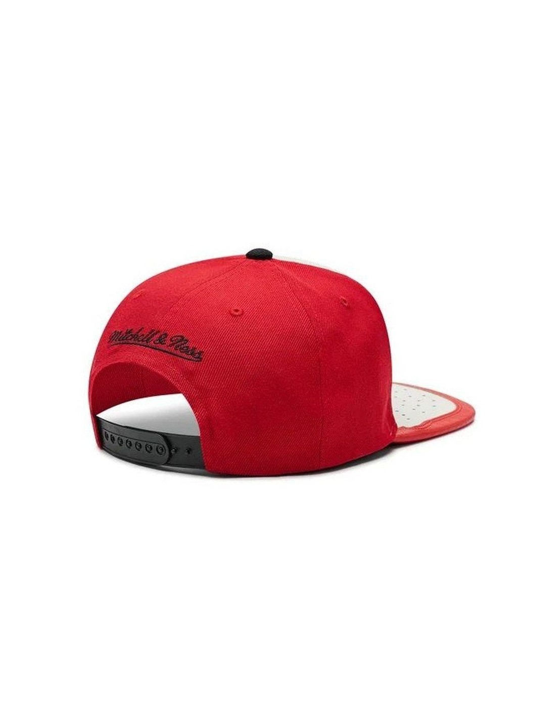 738199-thickbox_default-mitchell-ness-nba-day-one-snapback-bulls-cap-6hssmm19224-cbuwhrd