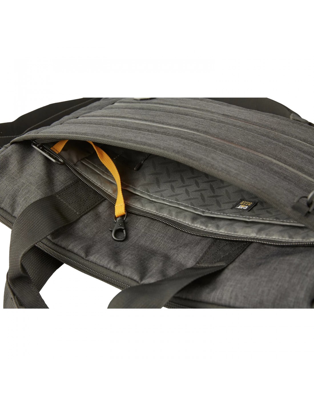 778956-thickbox_default-caterpillar-b-holt-slim-briefcase-84349-500
