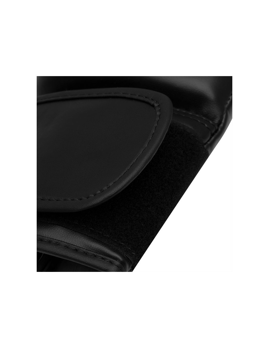 783870-thickbox_default-adidas-speed-50-boxing-gloves-adisbg50-black-gold