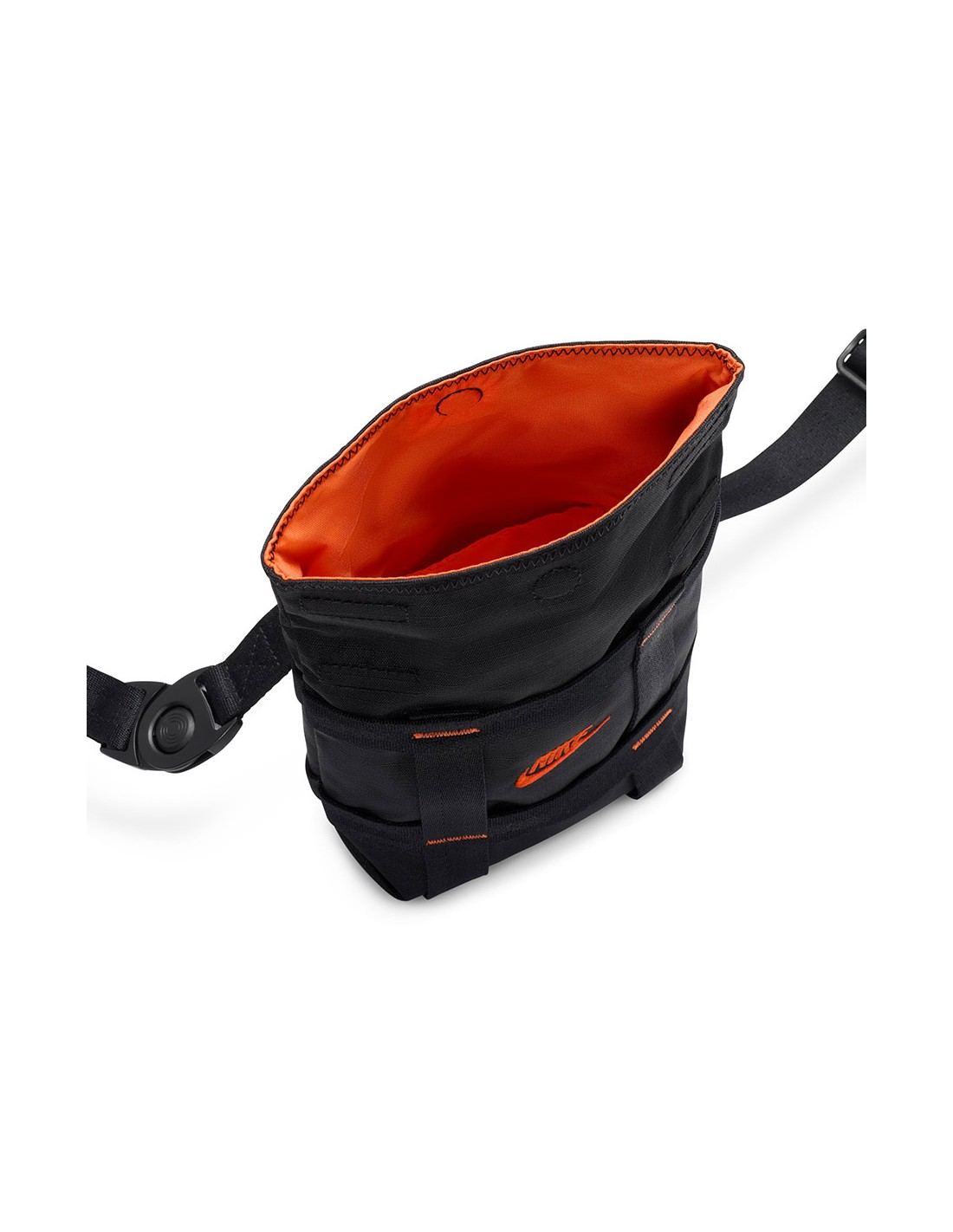 789219-thickbox_default-nike-sportswear-hf8106-010-pouch-bag