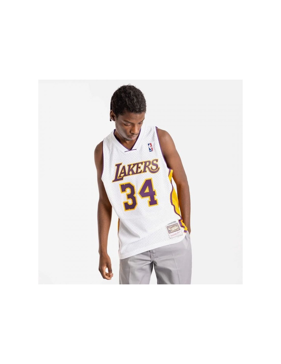 791920-thickbox_default-mitchell-ness-los-angeles-lakers-nba-shaquille-oneal-t-shirt-m-smjy4442-lal02sonwhit