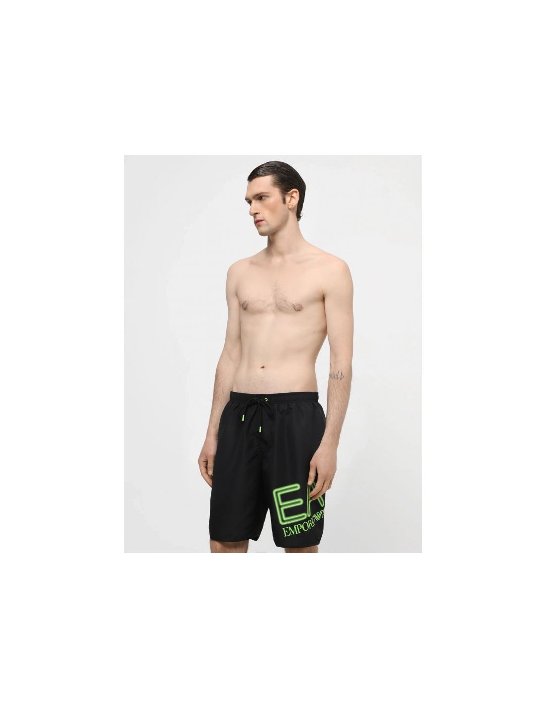 792042-thickbox_default-ea7-emporio-armani-swim-shorts-m-902047-4r736-00120