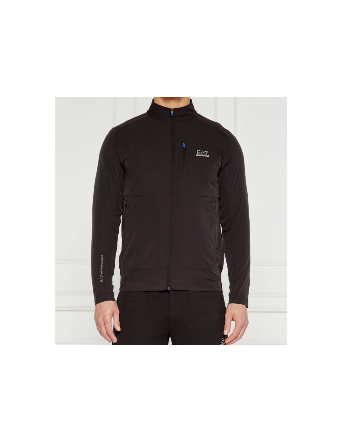 792686-thickbox_default-c7b1d1eb-ecdb-ef11-973a-00155d01f100