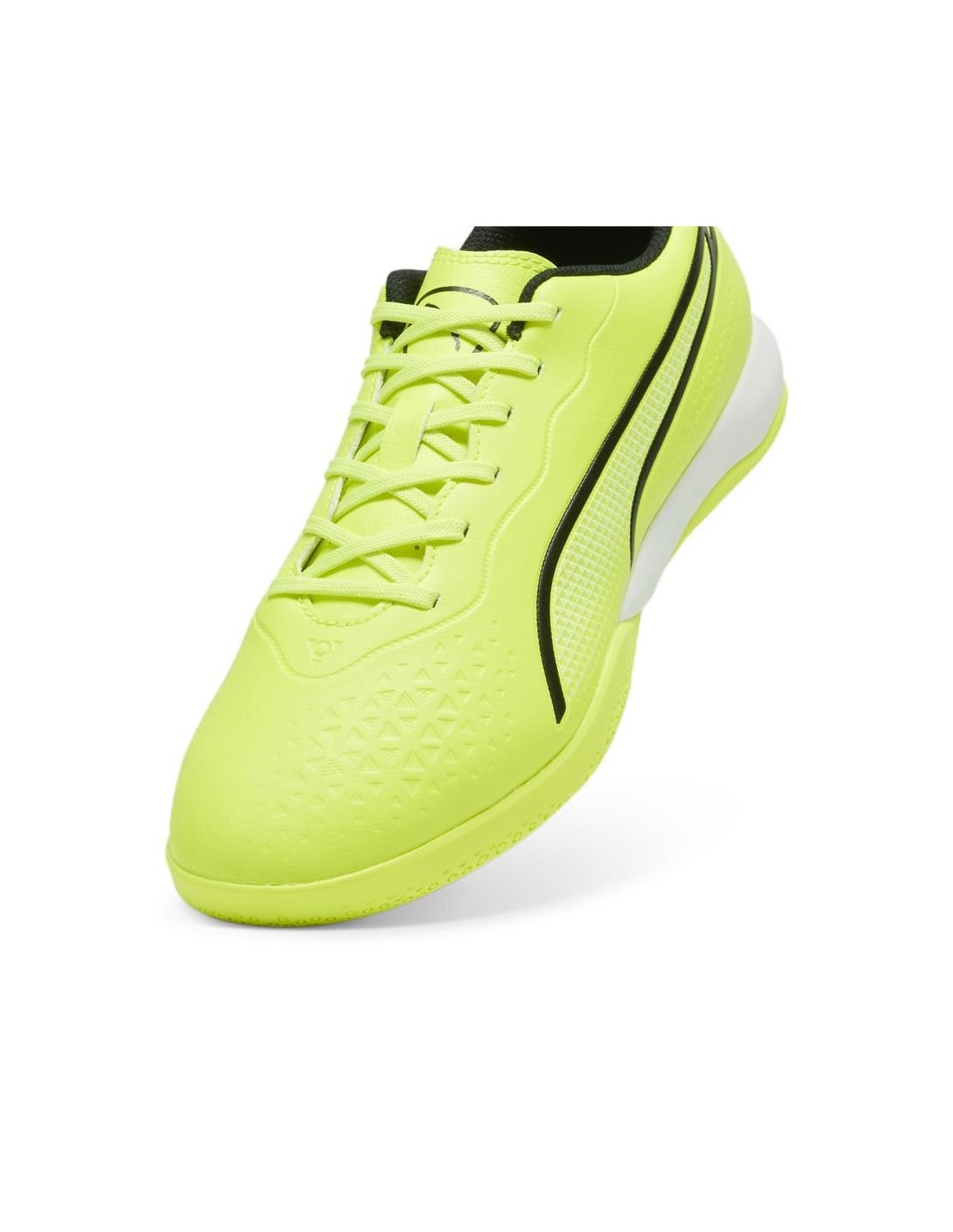793372-thickbox_default-puma-king-match-it-107261-04-shoes