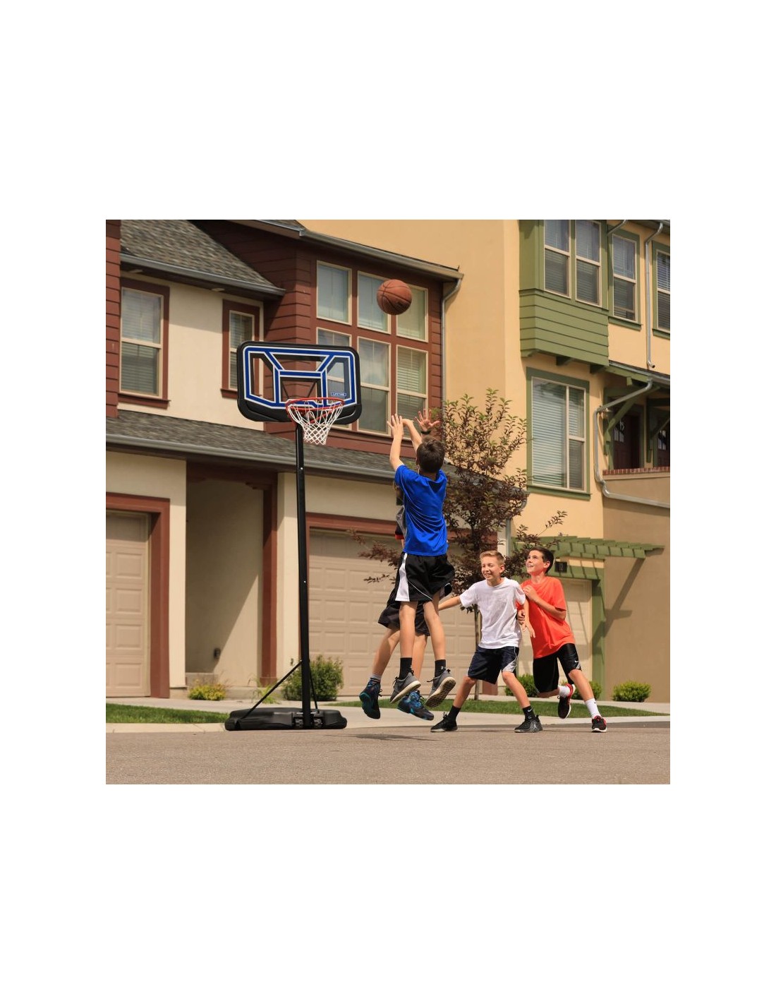 796983-thickbox_default-lifetime-44-basketball-stand-logan-90819
