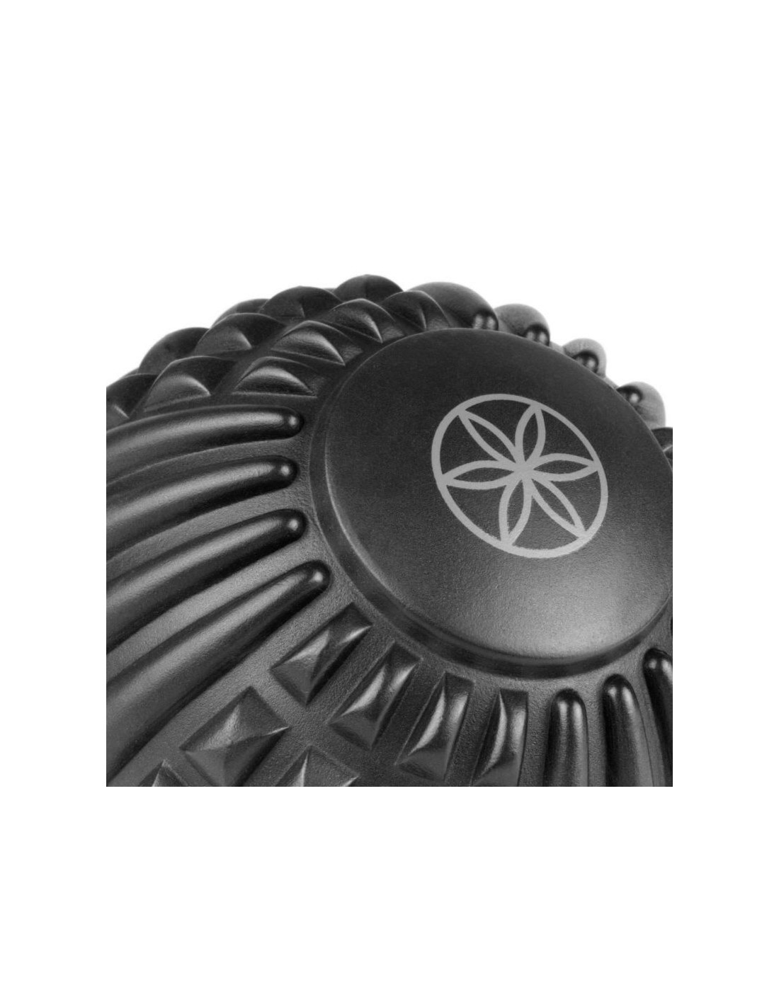 798558-thickbox_default-gaiam-massage-ball-with-studs-63938