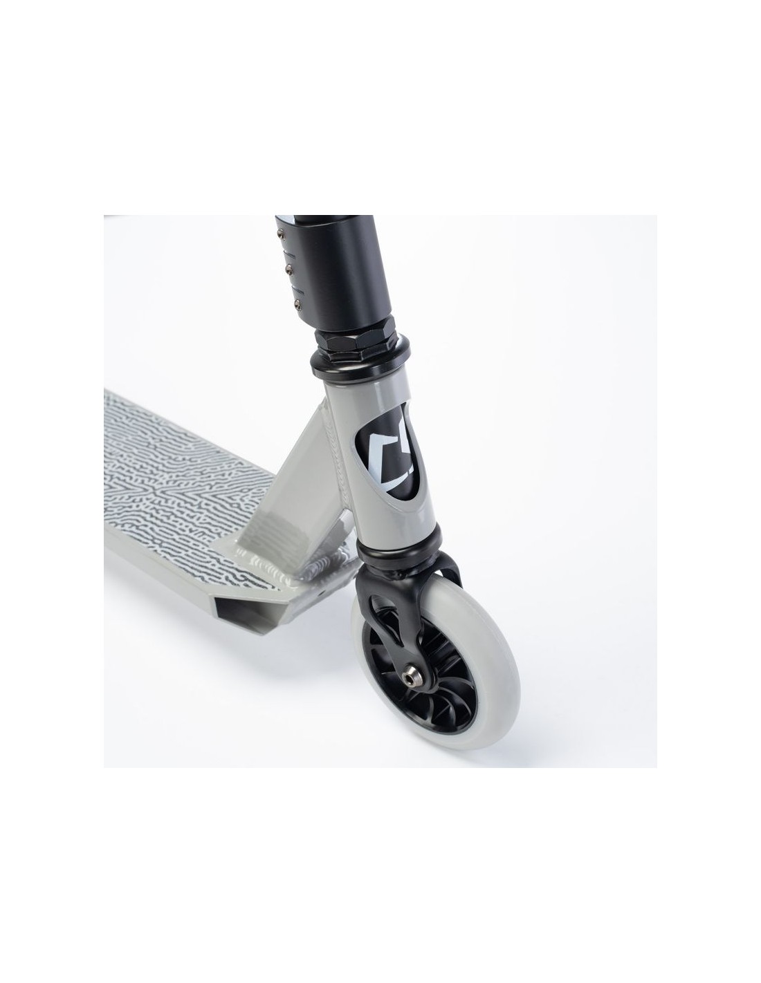 805861-thickbox_default-coolslide-freestyle-scooter-cannock-92800595500