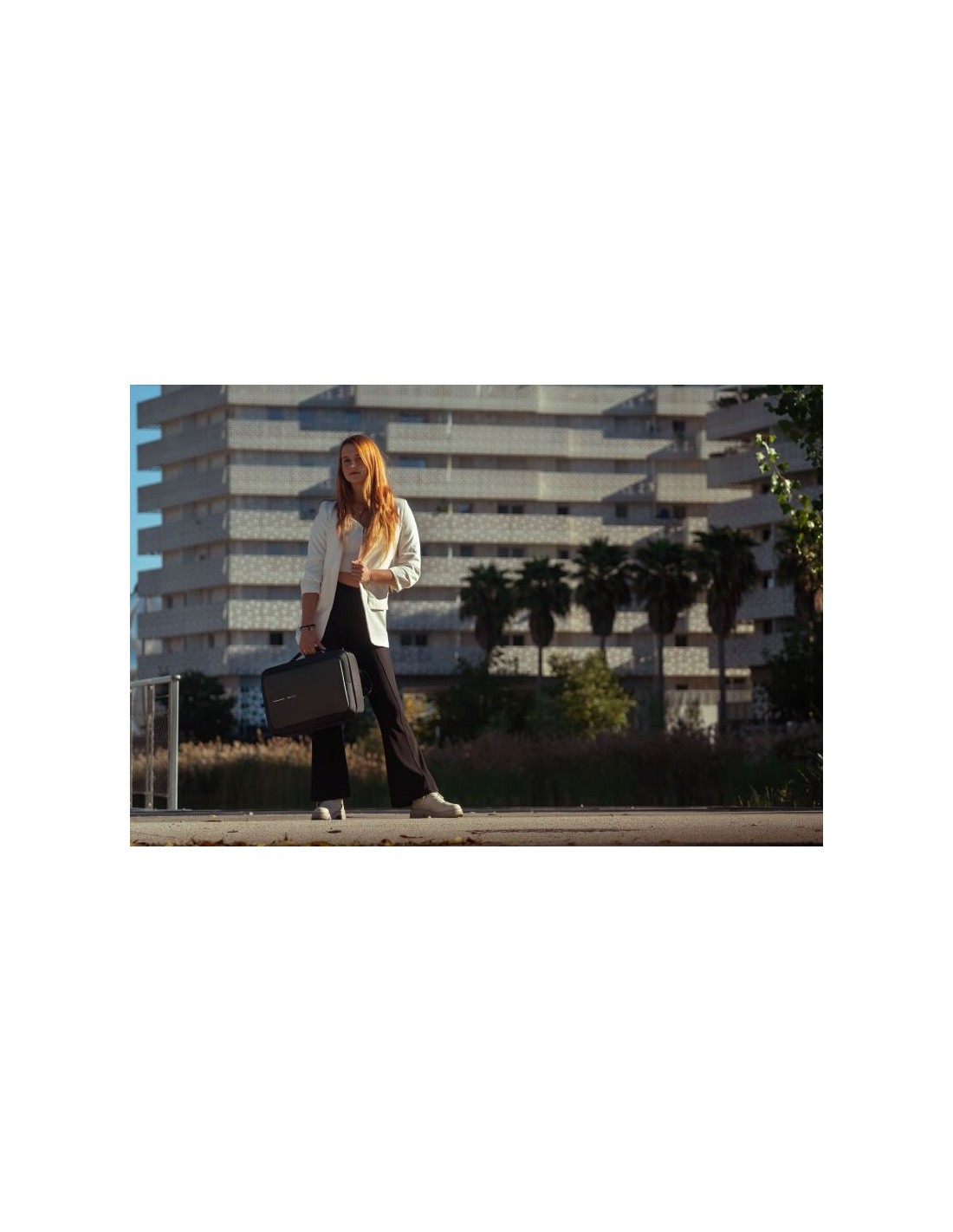 808479-thickbox_default-xd-design-bobby-bizz-20-anti-theft-backpack-black-p-n-p705921