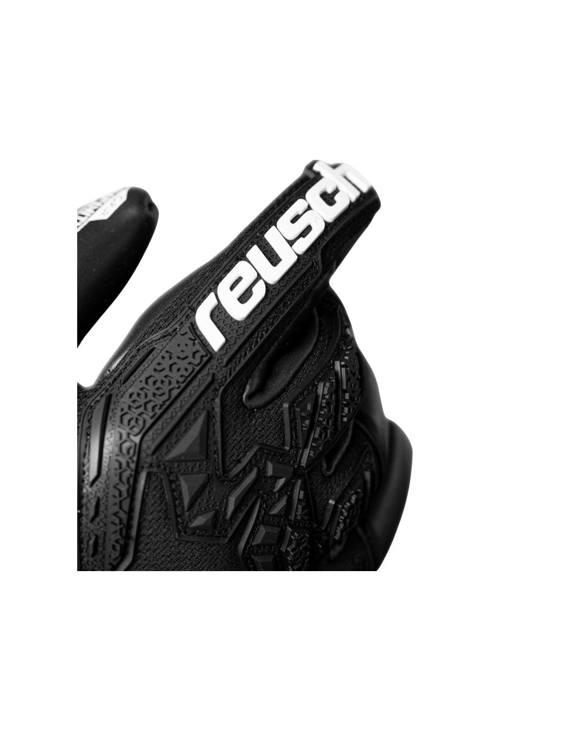 811065-thickbox_default-reusch-attrakt-freegel-infinity-goalkeeper-gloves-5570735-7700