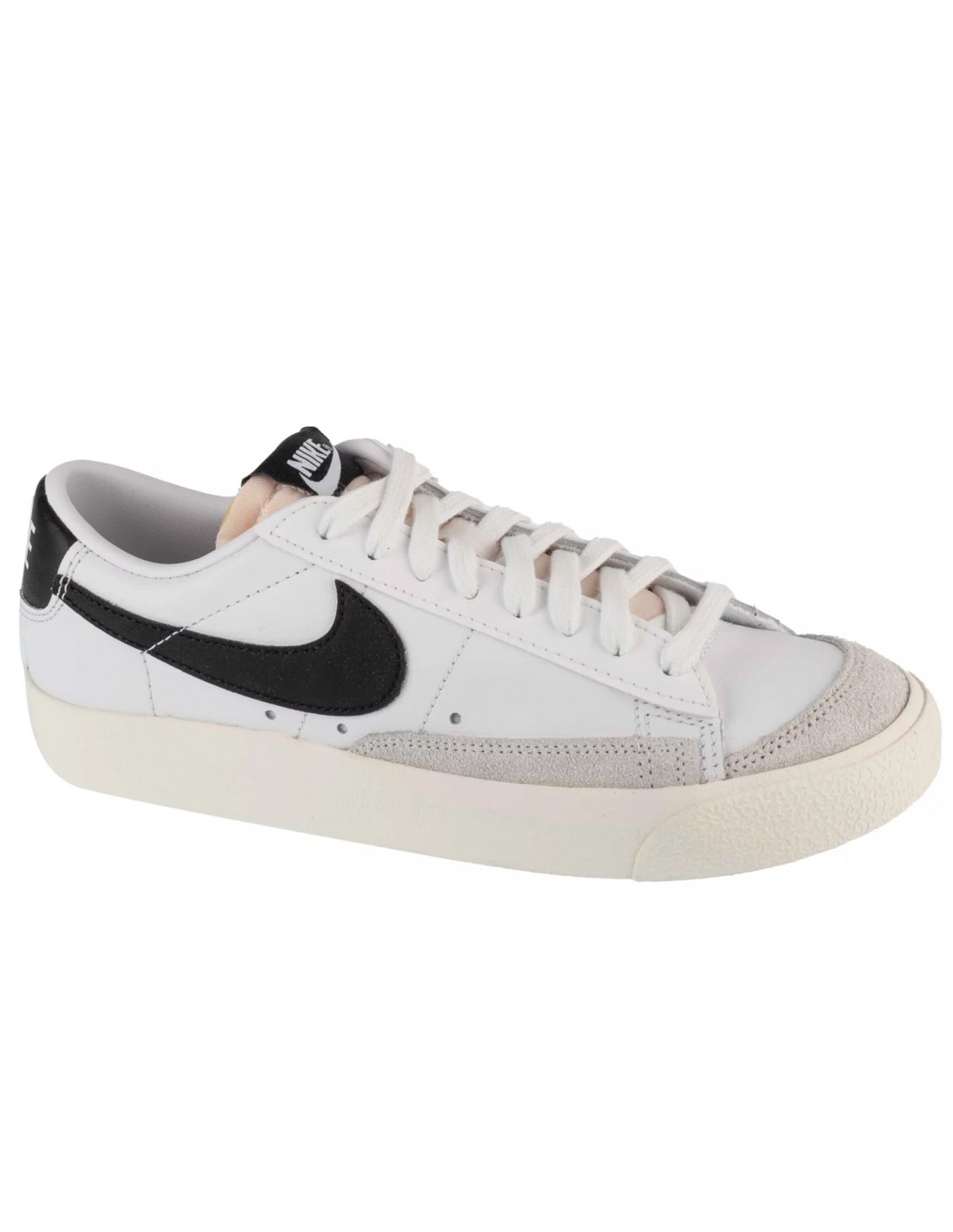 824640-thickbox_default-nike-w-blazer-low-77-dc4769-102