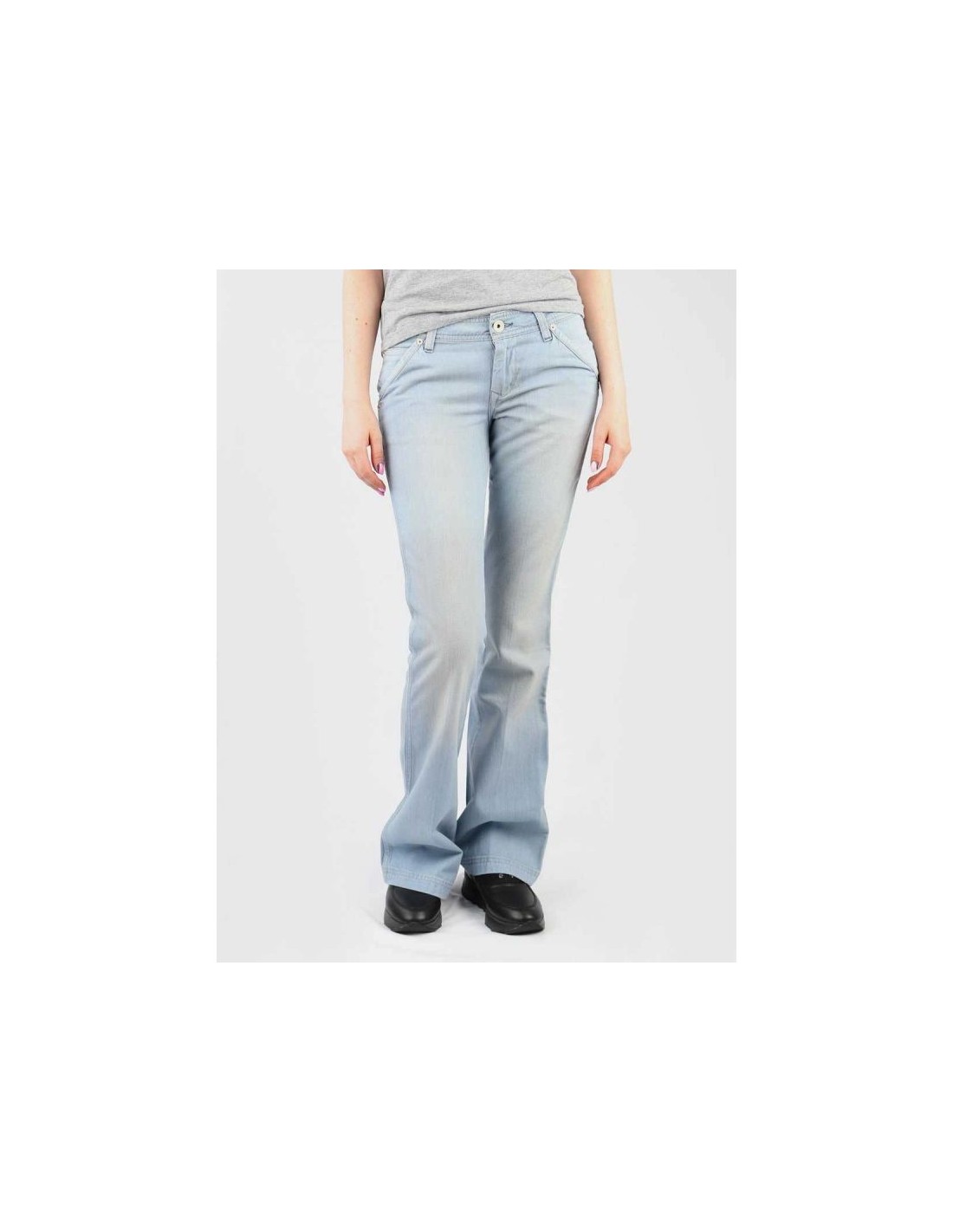 824793-thickbox_default-wrangler-image-betty-w214lm068