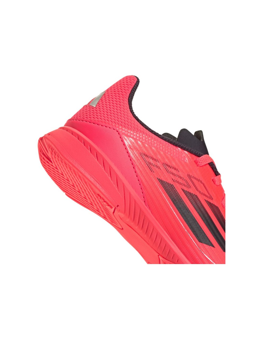 825130-thickbox_default-adidas-f50-league-in-jr-if1369-football-boots