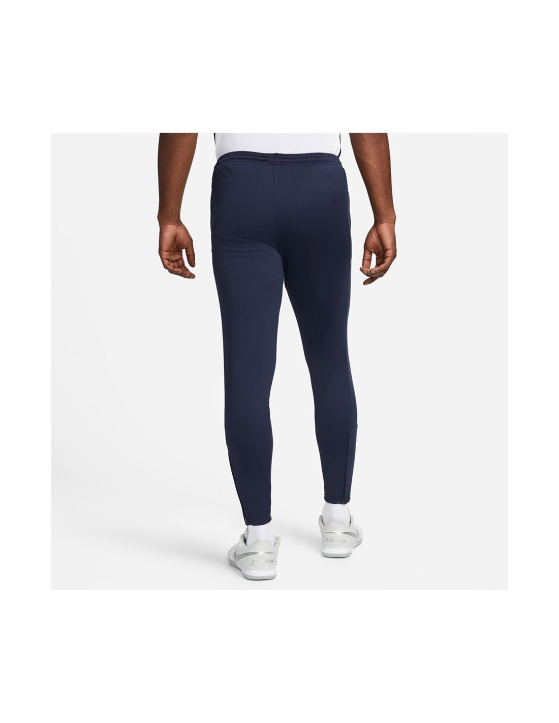 825475-thickbox_default-36ec271b-d413-f011-973e-00155d01f100