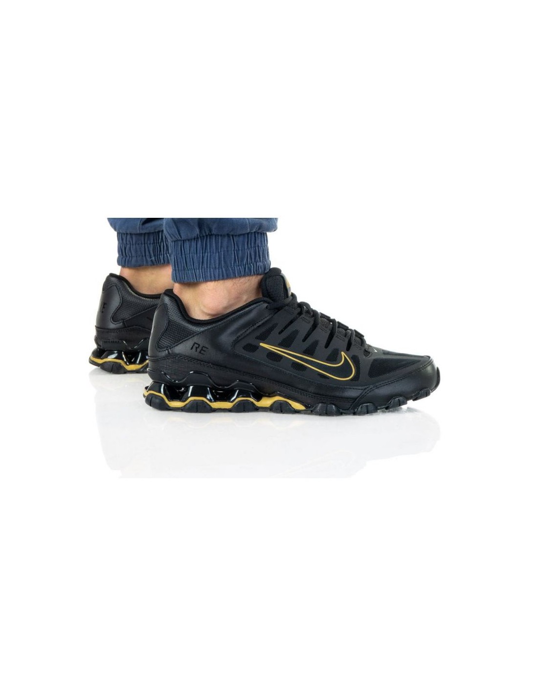 825897-thickbox_default-nike-reax-8-tr-mesh-m-621716-020-shoe