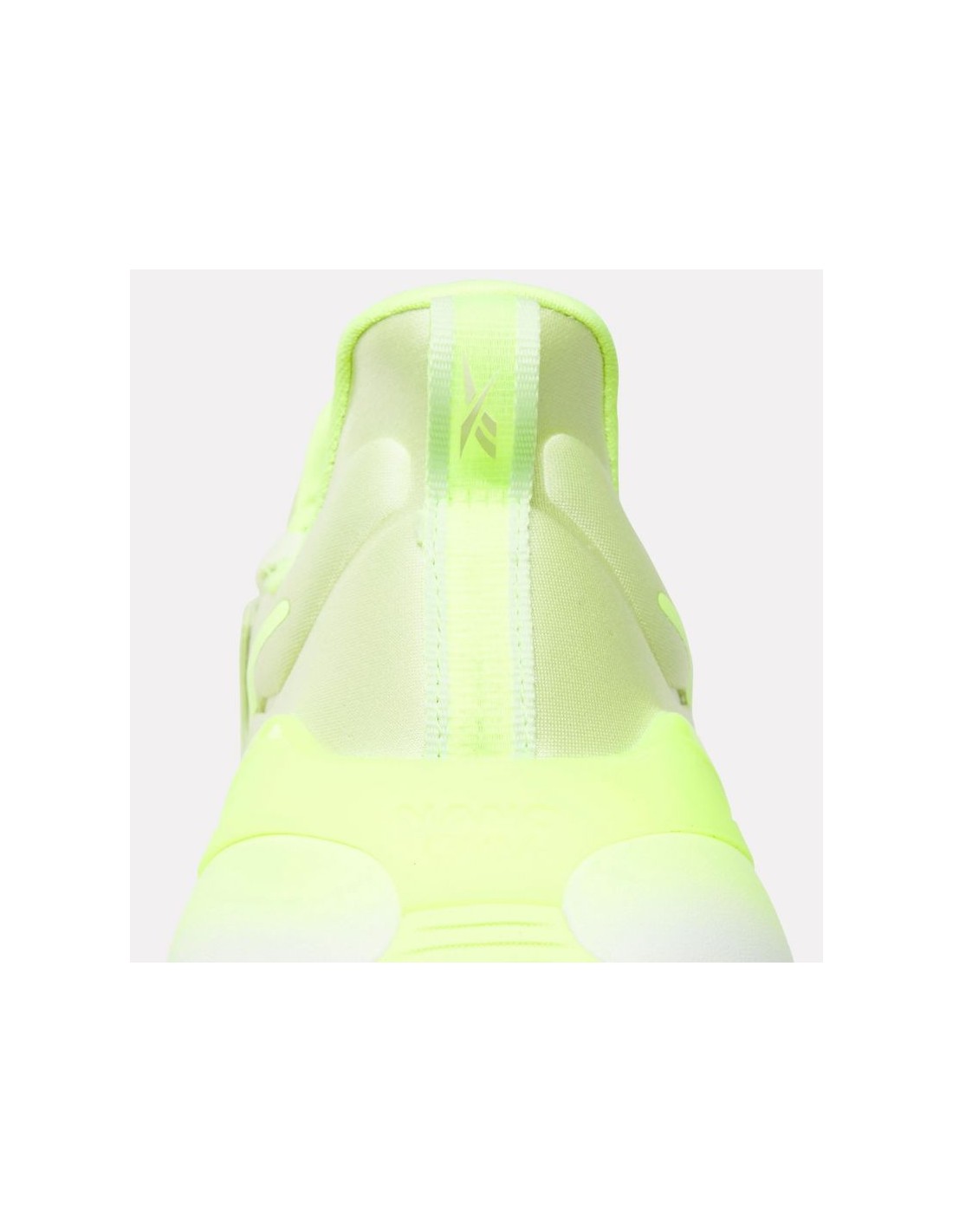 827178-thickbox_default-7121997a-013e-f011-b6ad-a8a15986bd35