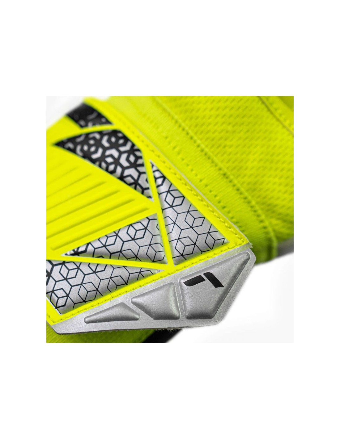 830248-thickbox_default-goalkeeper-gloves-reusch-attrakt-grip-m-5570815-2014